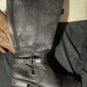 Guess Black and Brown Heeled Boots